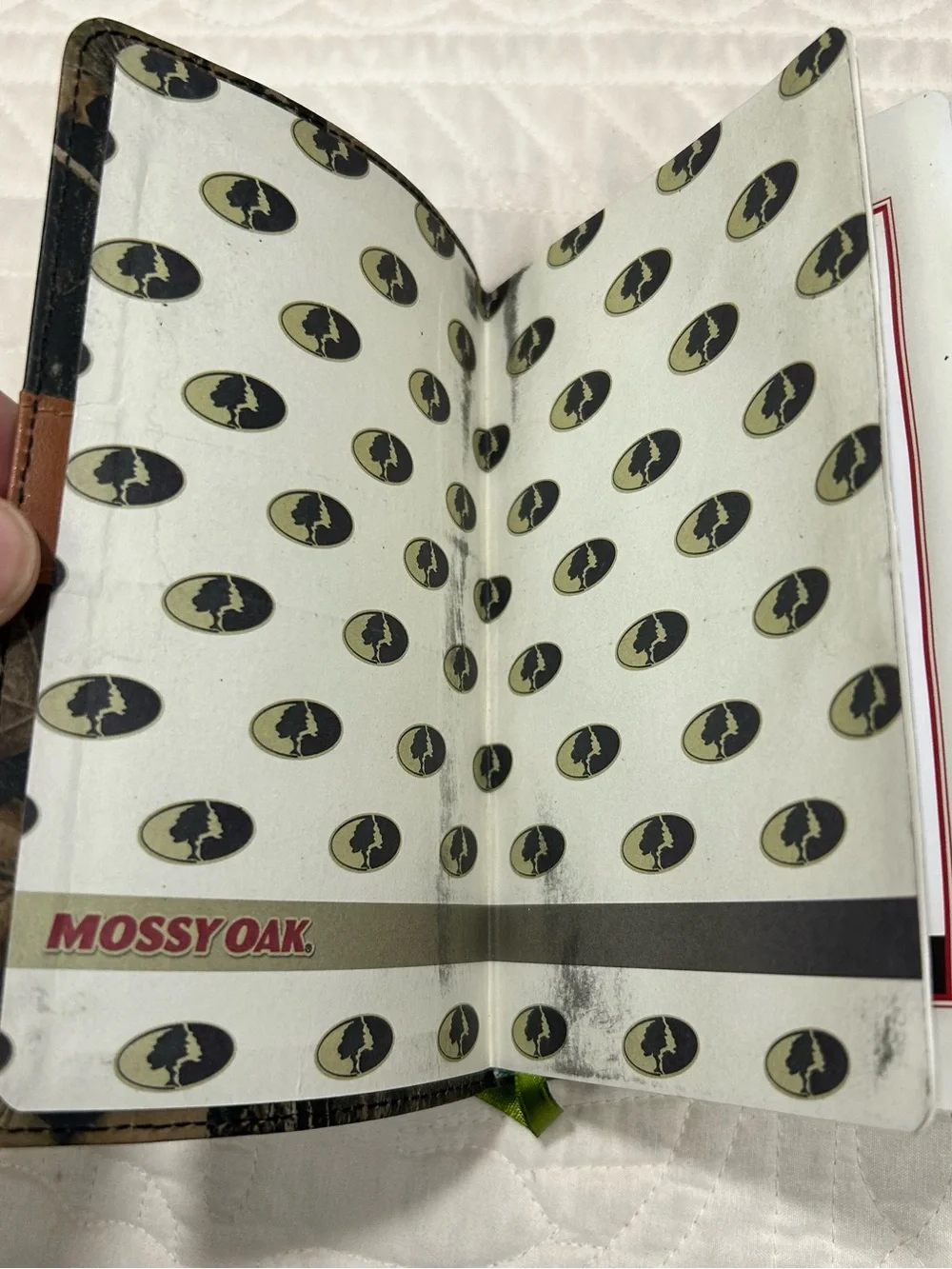 Mossy Oak Compact Bible: New King James Version, Mossy Oak